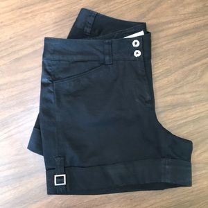 White House Black Market Shorts Black Sz 6